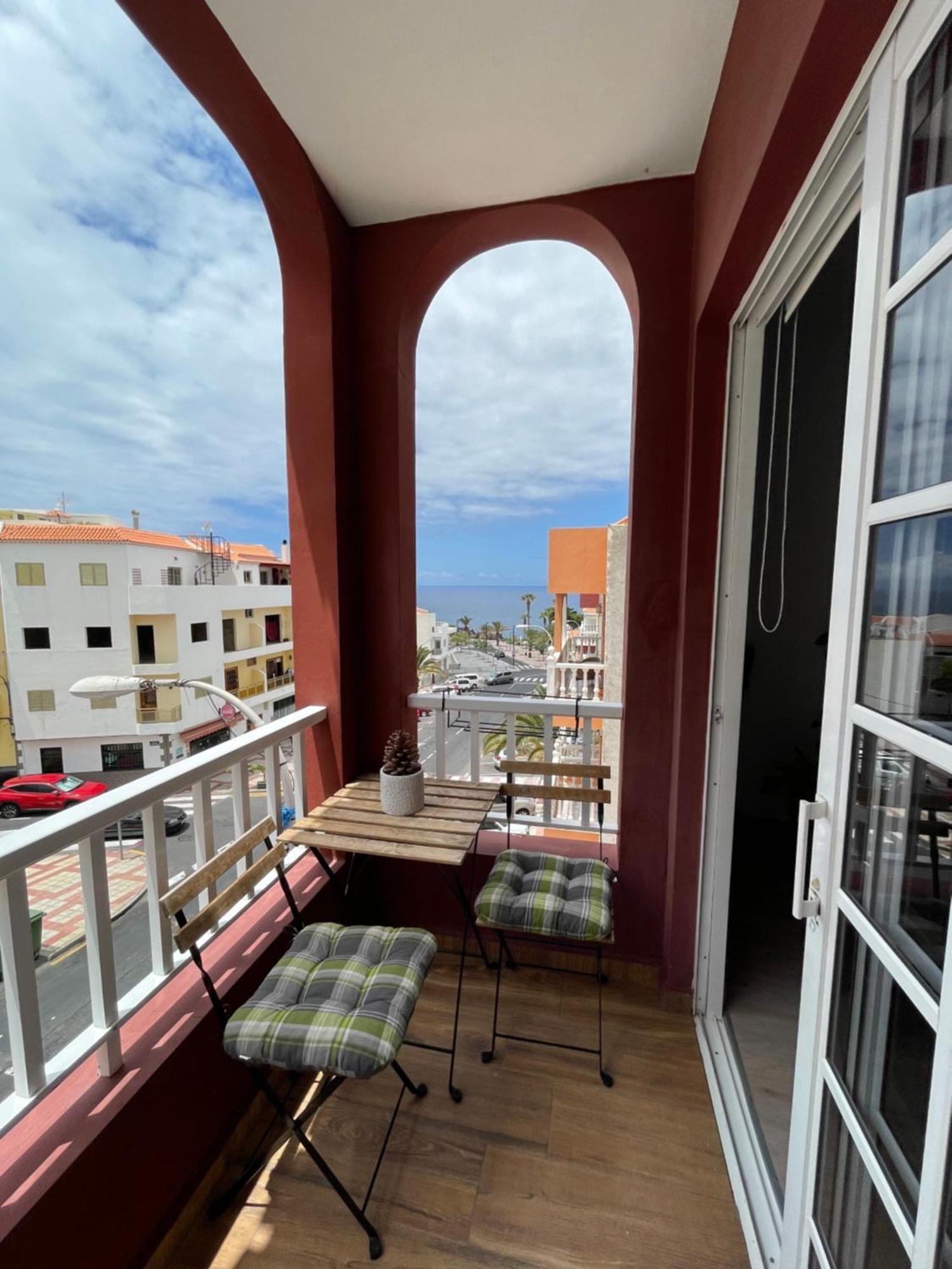 Seaside Paradise - 2 Bedroom Apartment With Ocean Views & Air Conditioning In Playa San Juan Buitenkant foto